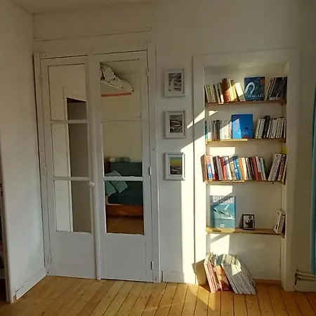 La Croisee Des Chemins Homestay *