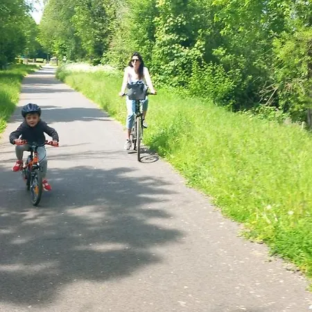 La Croisee Des Chemins * Arques-la-Bataille